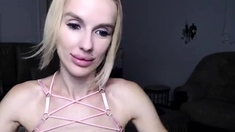 Amateur Webcam Teen Masturbates And Teases