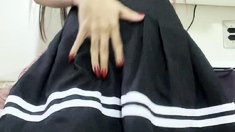 Brunette Solo Webcam Masturbation