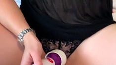 Sexy hottie Anetta Keys enjoys a solo toy masturbation