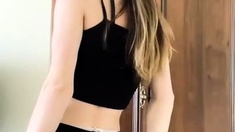 Amateur teen porsha solo action