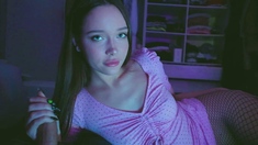 Brunette Teenage Blowjob babe
