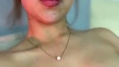 Webcam brunette solo masturbation