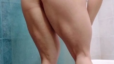 Amateur wild chick solo masturbation