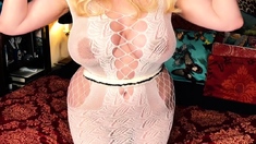 Big boobs milf masturbates with her dildo